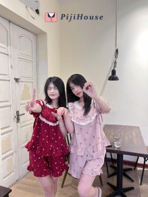 Pijama đôi với bạn thân